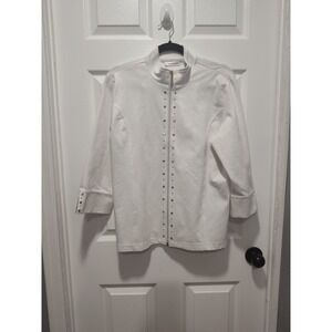 Draper's & Damons Medium White Zip Front Jacket Gold studded accents 3/4 sleeves